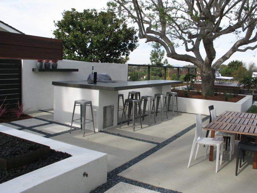 Contemporary Patio with a Counter