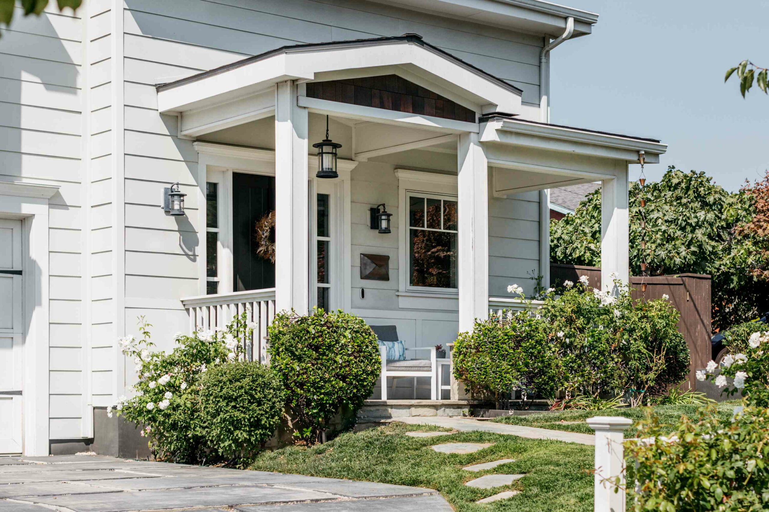 Making the Porch Column Look Nice with Plants