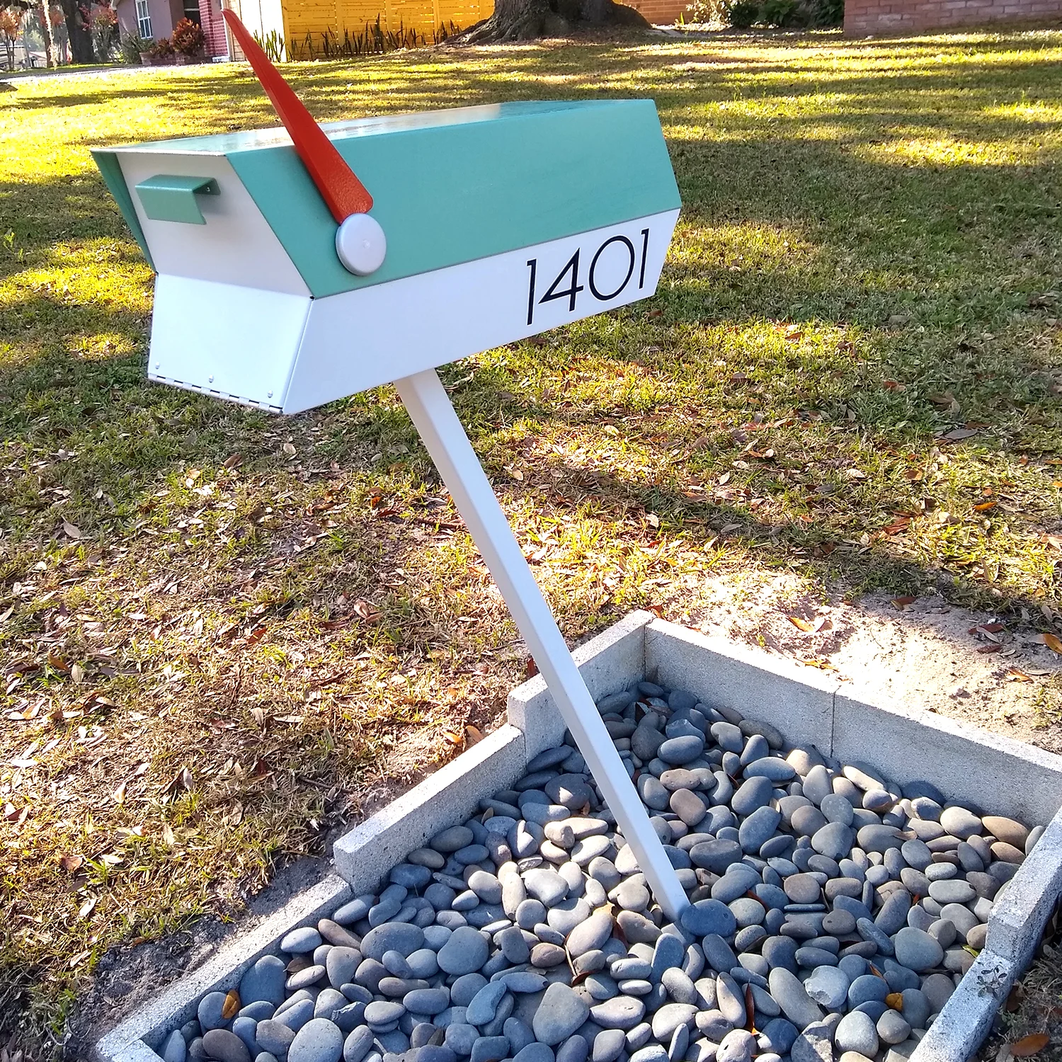 Modern Metal-Accented Mailbox