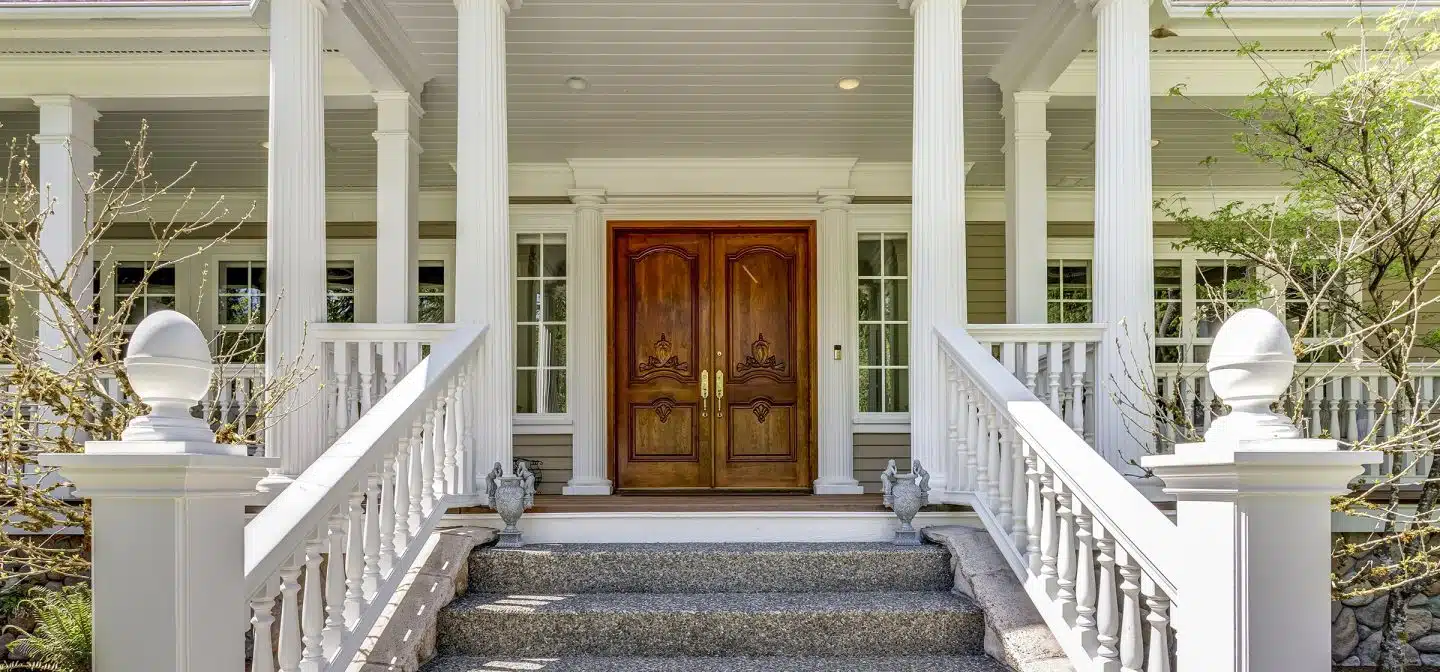 11 Durable and Creative Front Porch Column Ideas - Enthralling Gumption, image size:1440x672
