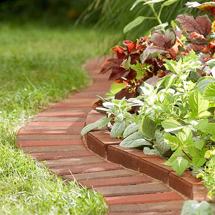 Stylish Garden Edges