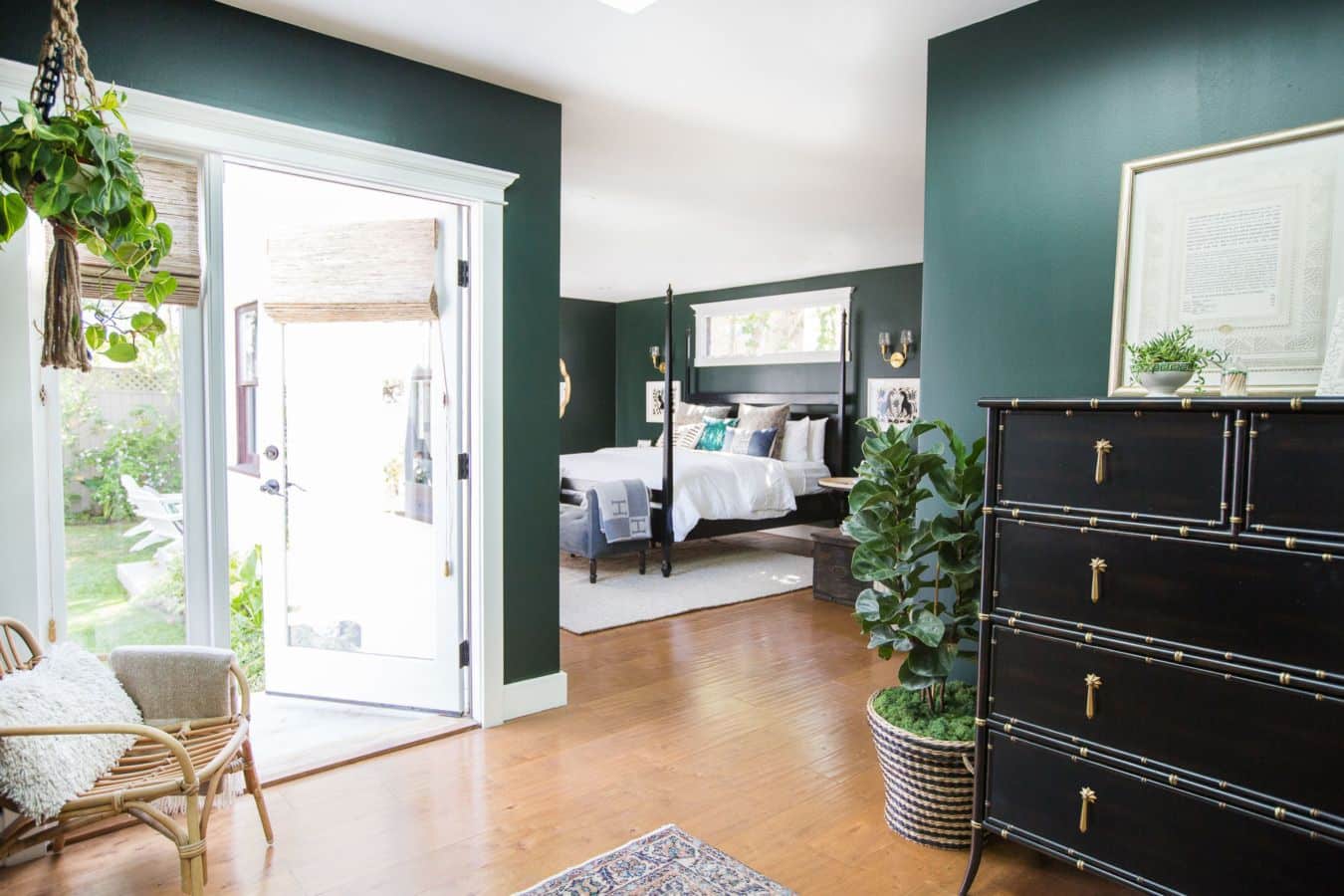 Benjamin Moore Essex Green