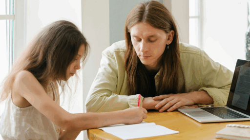 The Importance of a VCE Chemistry Tutor for Success