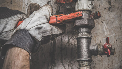 4 Common Plumbing Problems a Plumber in Arlington, TX Can Fix Quickly
