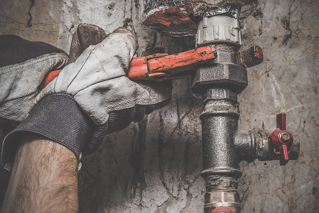 4 Common Plumbing Problems a Plumber in Arlington, TX Can Fix Quickly