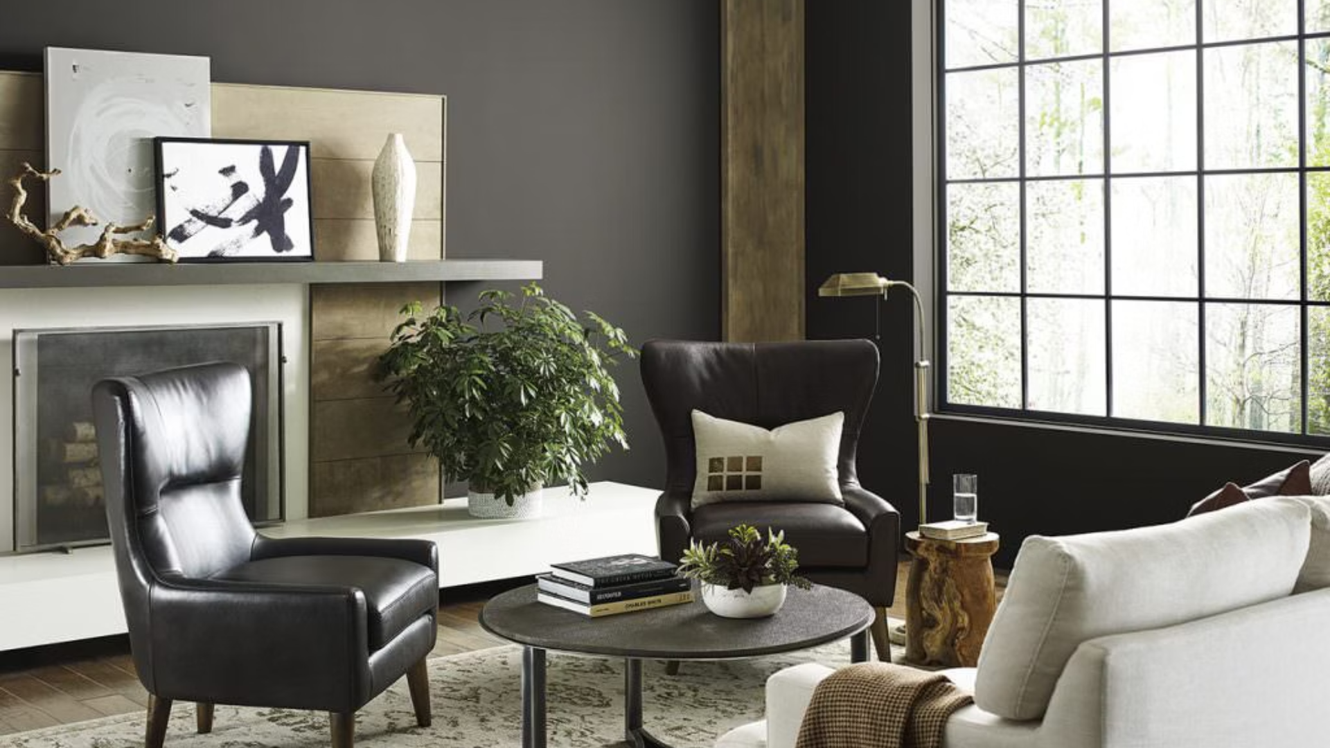 1Sherwin-Williams_Urbane_Bronze_SW_7048