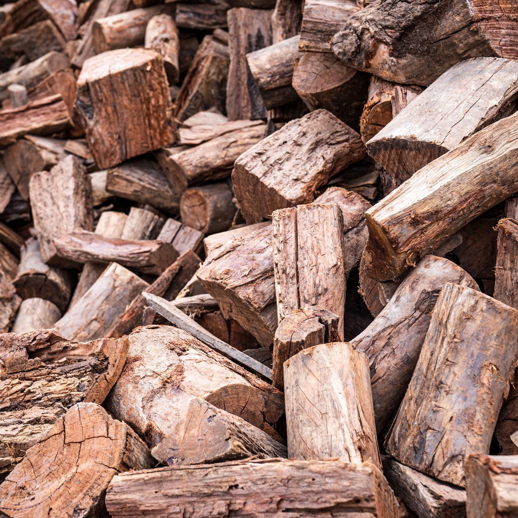 7 Tips for Managing Firewood Inventory in Service Operations