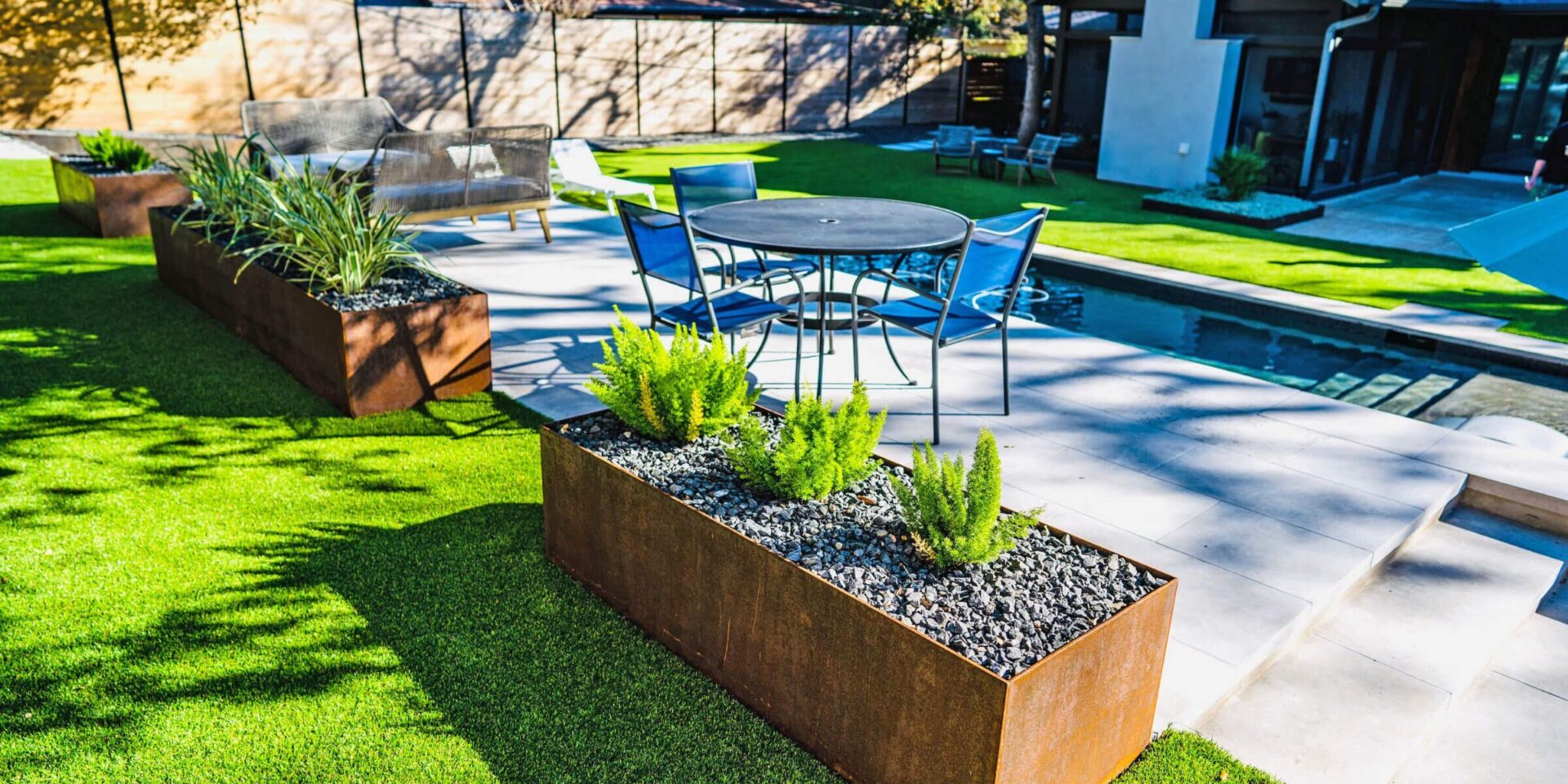 Design Smarter Outdoors: 10 Essentials for a Functional & Stylish Garden