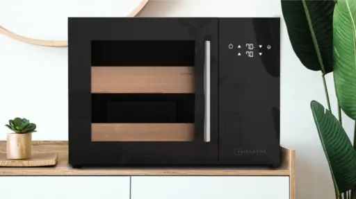 Why You Need an Electric Humidor This Summer