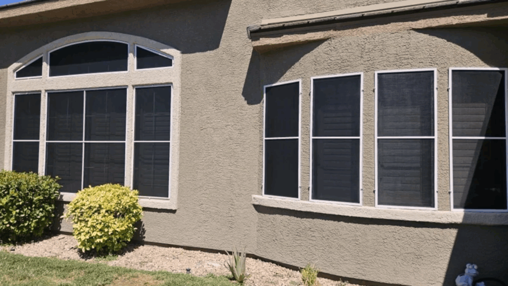 Pros and Cons of Solar Screens