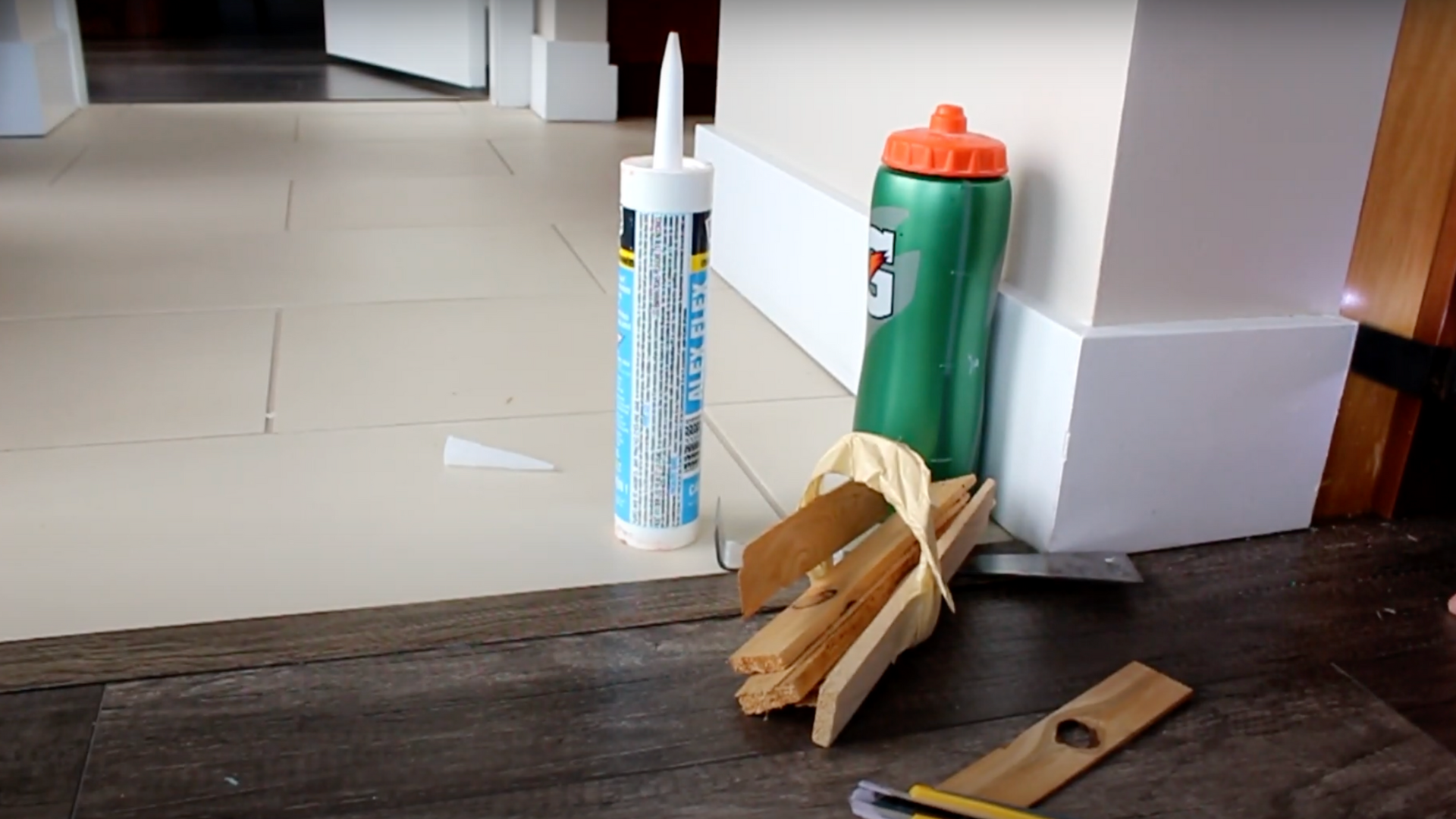 Step_3_Trim_Uneven_Surfaces_with_a_Multi-Tool