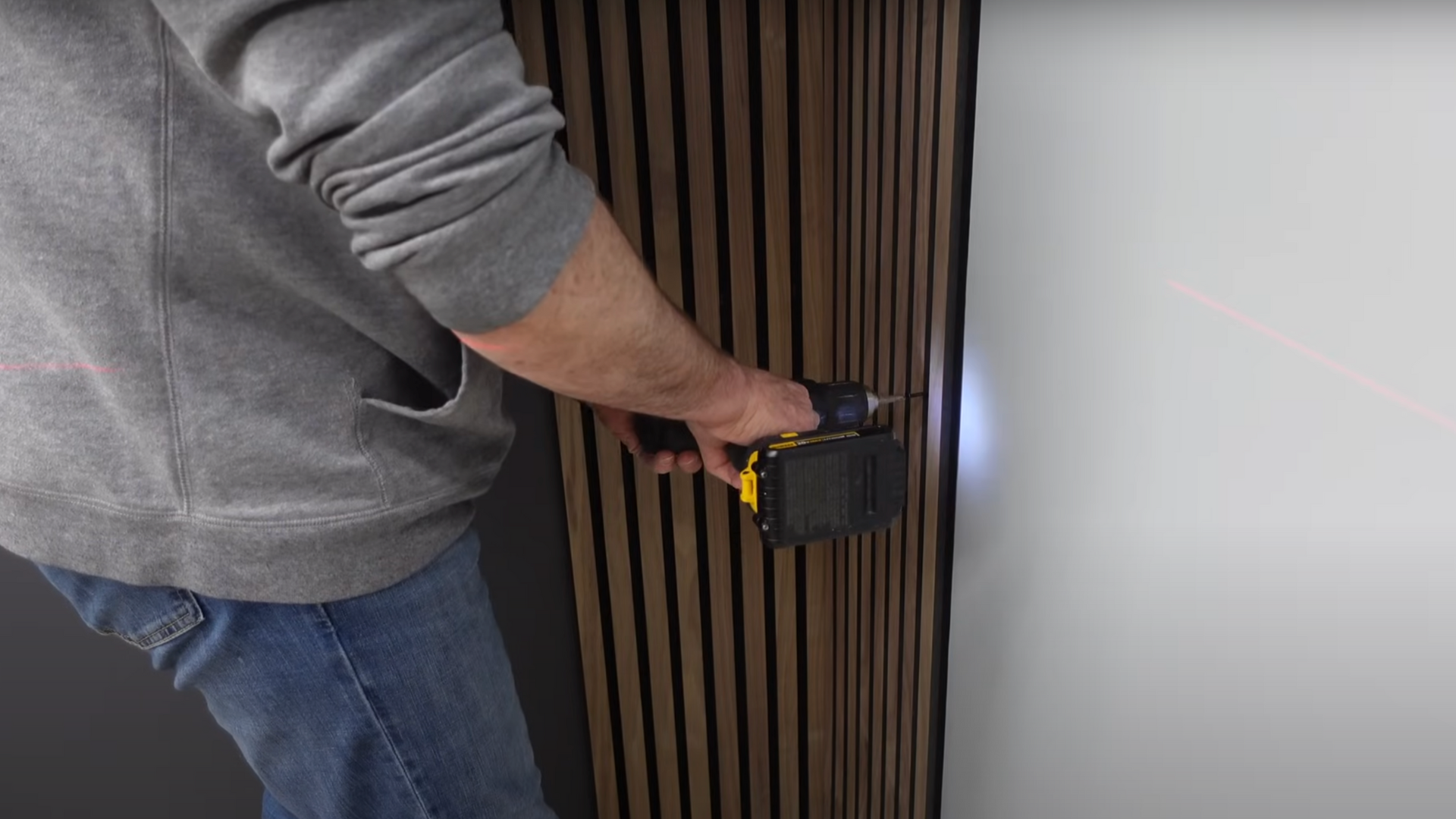 Step_4_Install_the_First_Panels