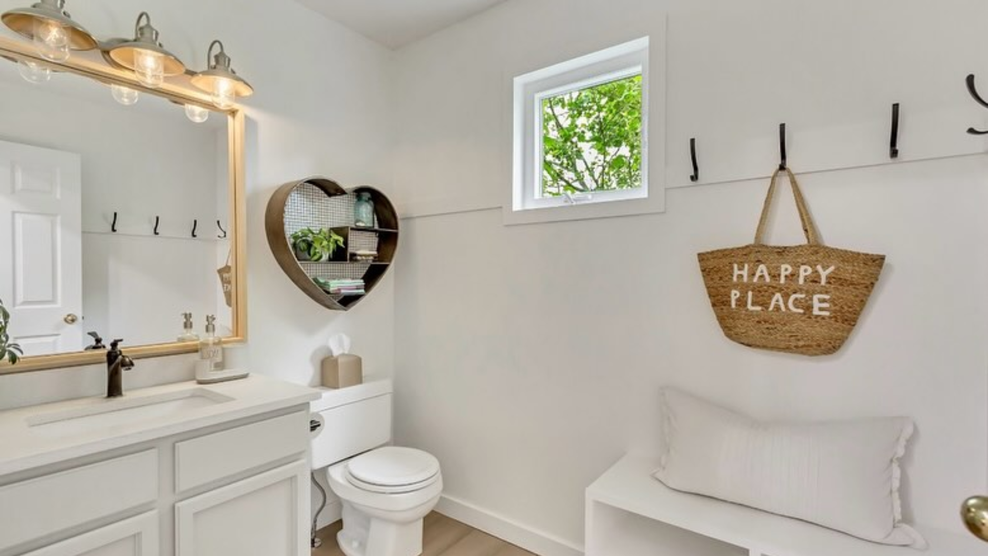 Valspar_Bistro_White_7006-4