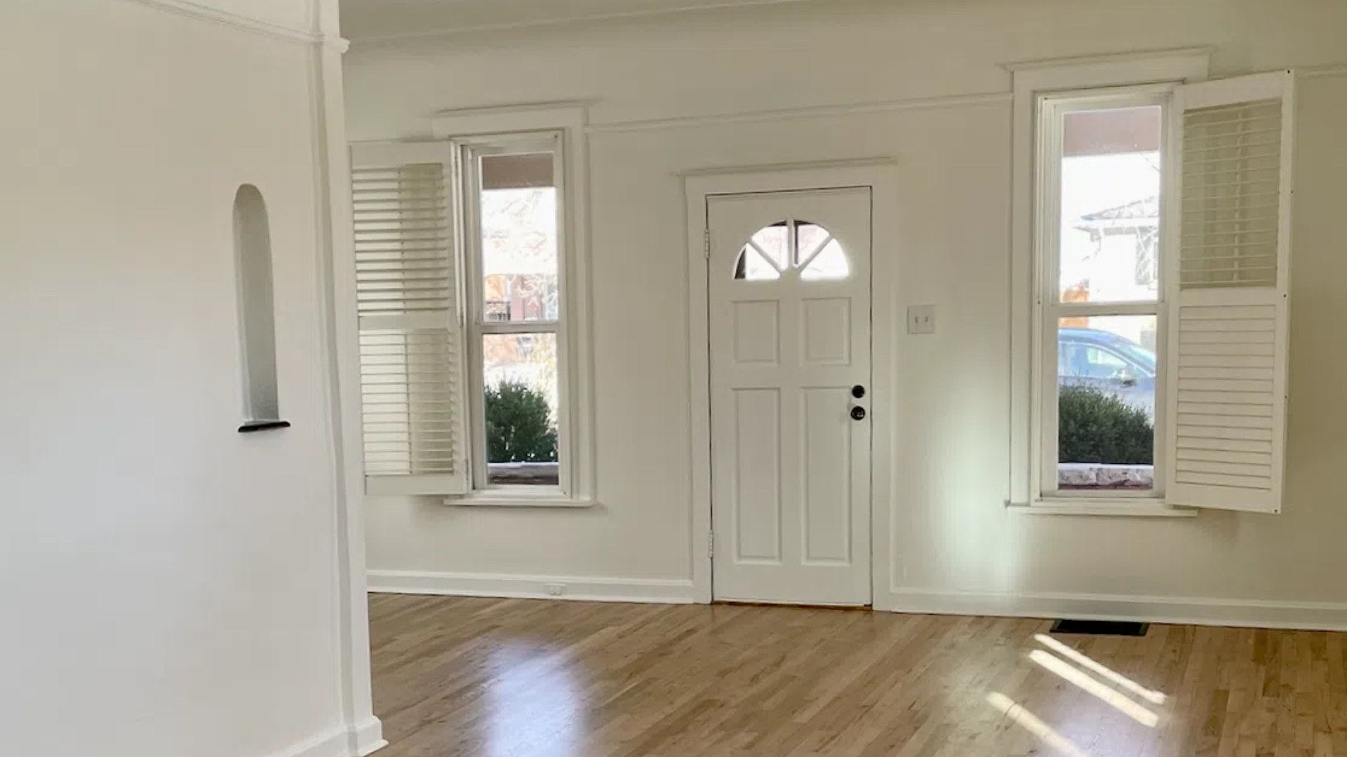 What_Is_Snowfall_White_Benjamin_Moore