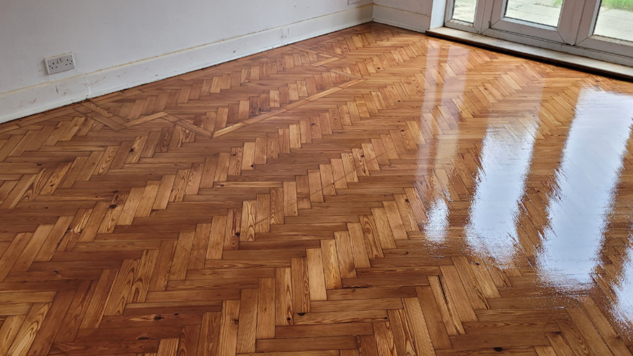 Why is Contract Flooring Ideal for Homeowners in London?