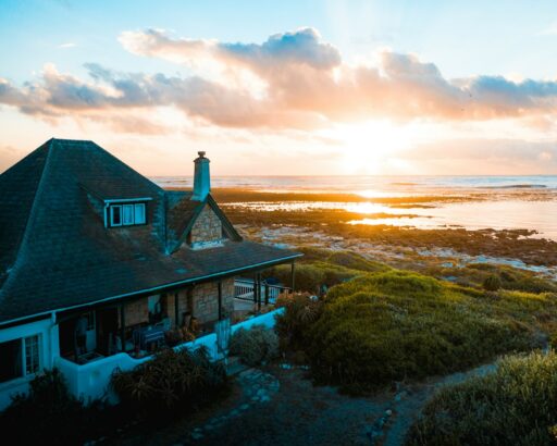 6 Essential Tips to Find Your Perfect Summer Holiday Home Including Your Personal Vehicle