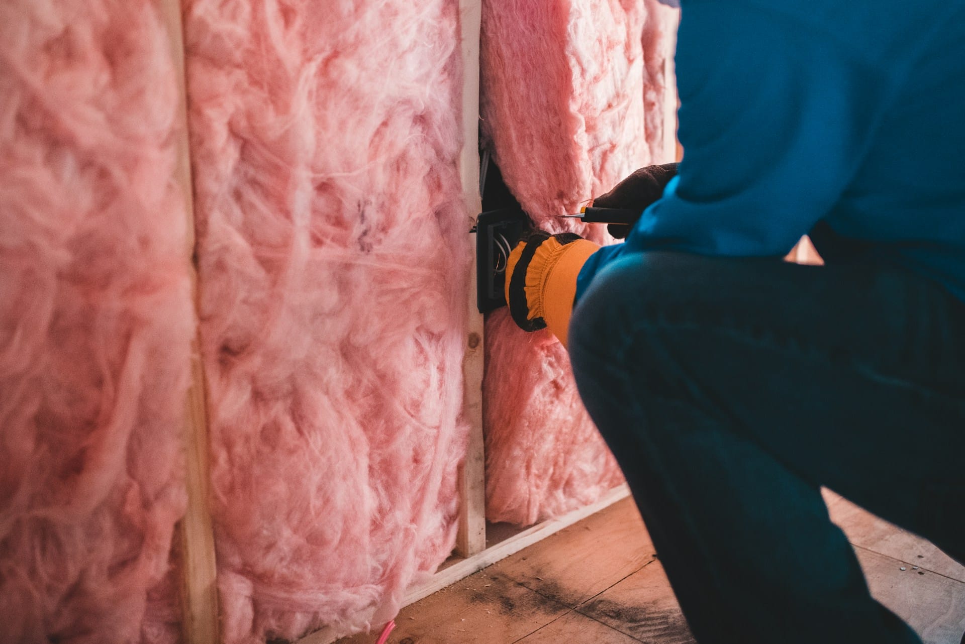 How to Choose the Right Blown-In Insulation for Your Home’s Square Footage and Budget