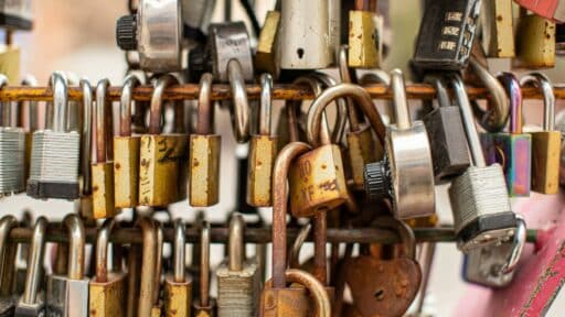 Top Signs You Need to Rekey Your Locks in Chicago