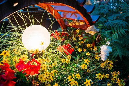 ambient garden lighting