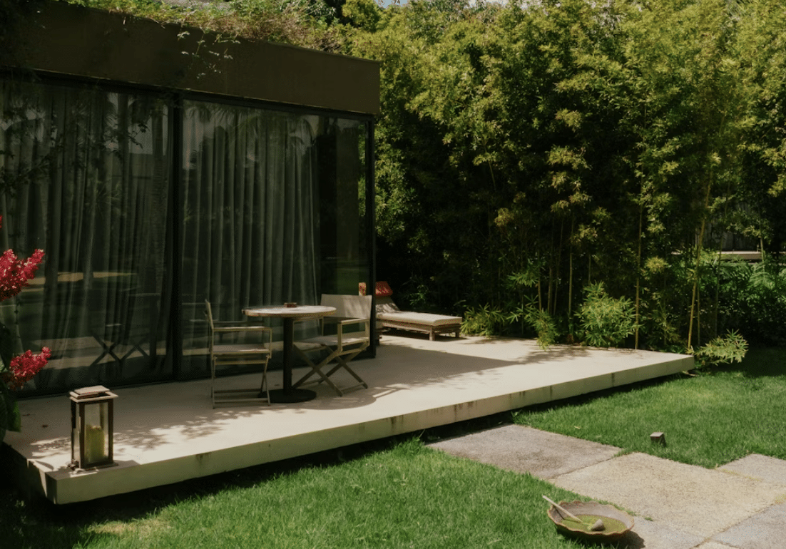 Designing Your Dream Backyard: How to Build a Deck That Transforms Your Outdoor Space