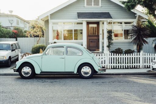 6 Things to Consider Before Choosing a Driveway Cleaning Service