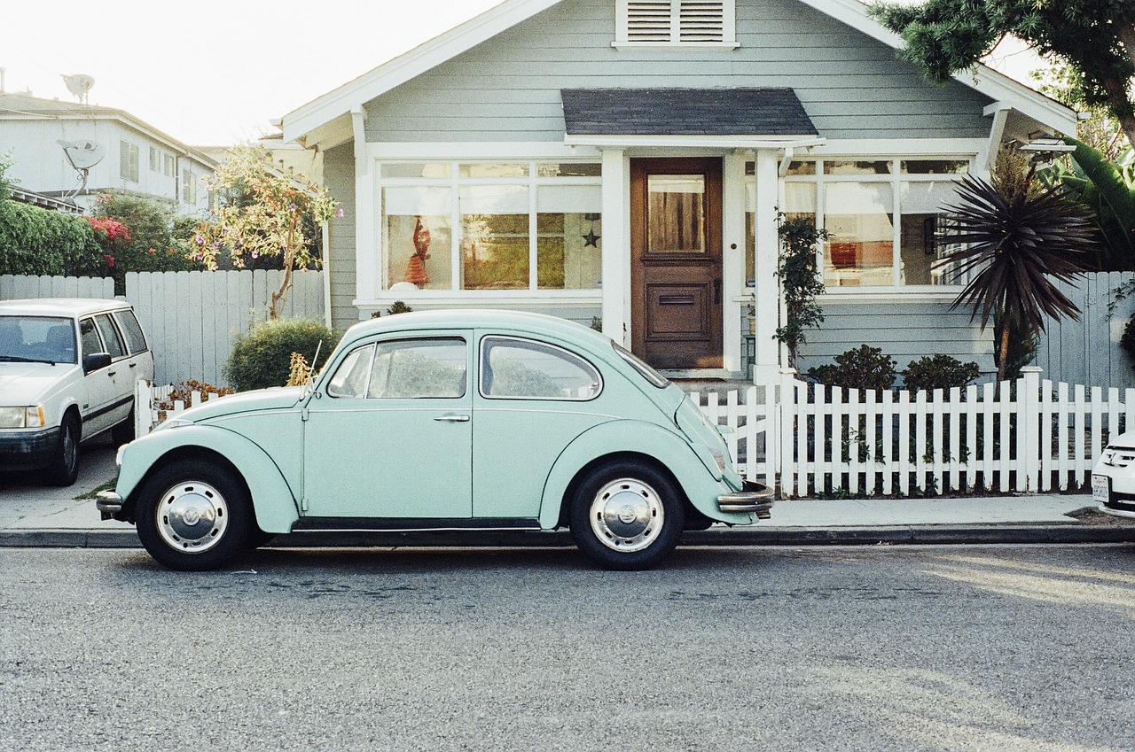 6 Things to Consider Before Choosing a Driveway Cleaning Service
