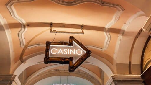 From Man Cave to Mini Vegas: How to Build the Perfect Home Casino