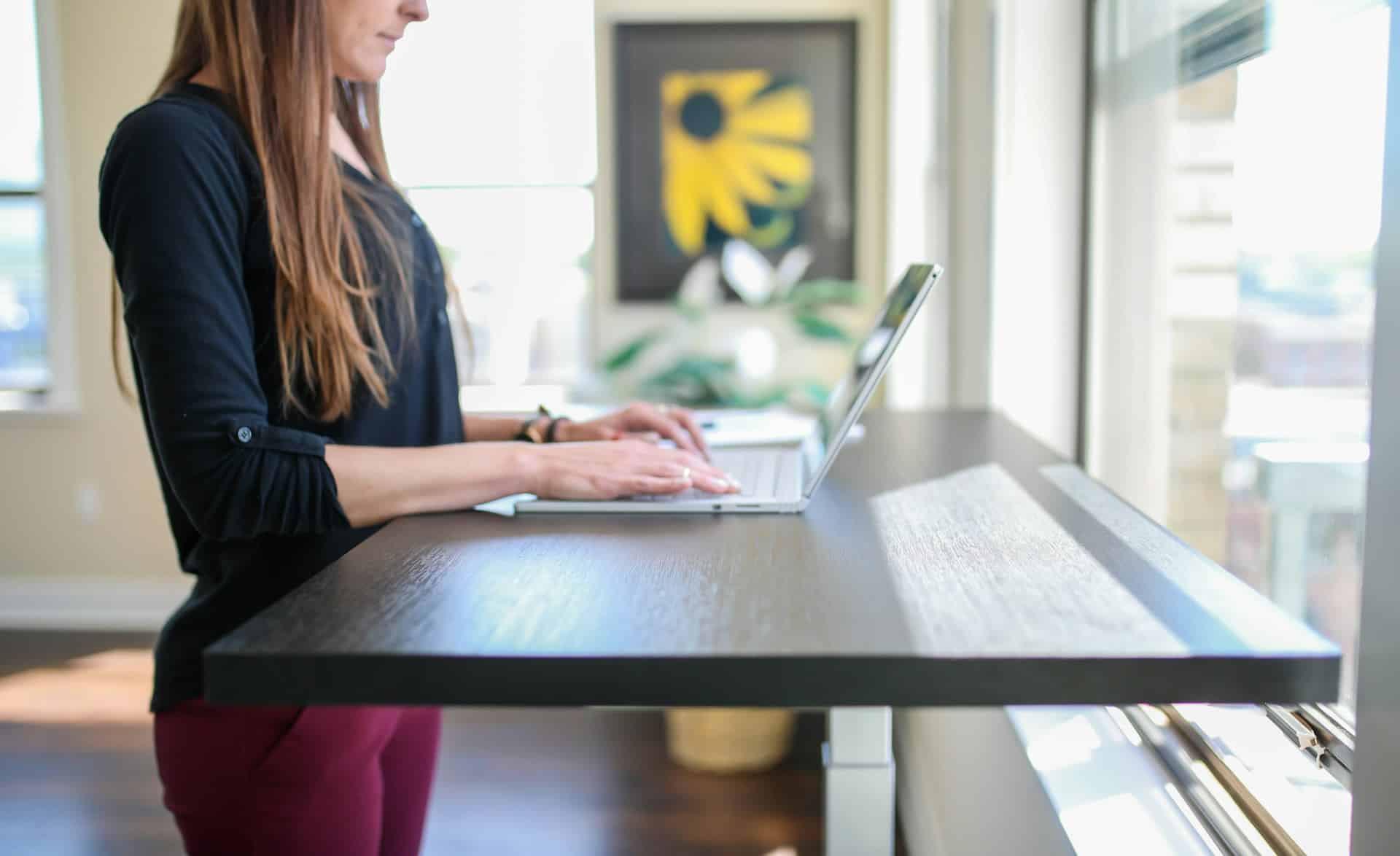 The Health Benefits of Sit-Stand Desks Backed by Science