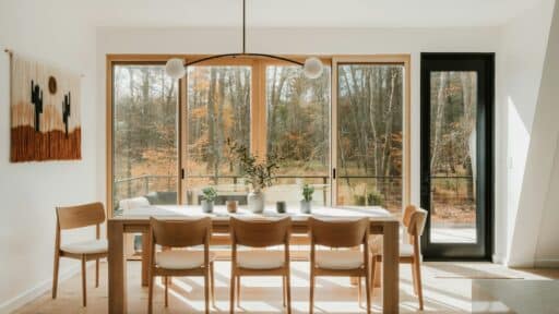 Retractable Gates for Kids and Pets: What to Know