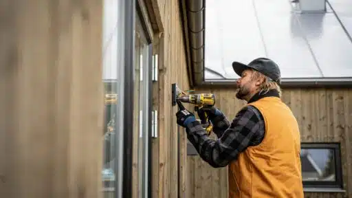 9 Signs You Need to Call an Electrician Immediately