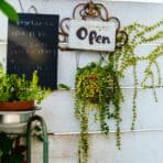 Essential Tips for Hanging Heavy Items Safely on Walls