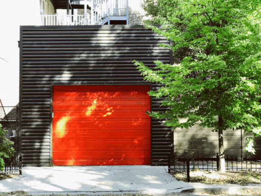 4 Common Garage Door Problems That Need Immediate Professional Attention