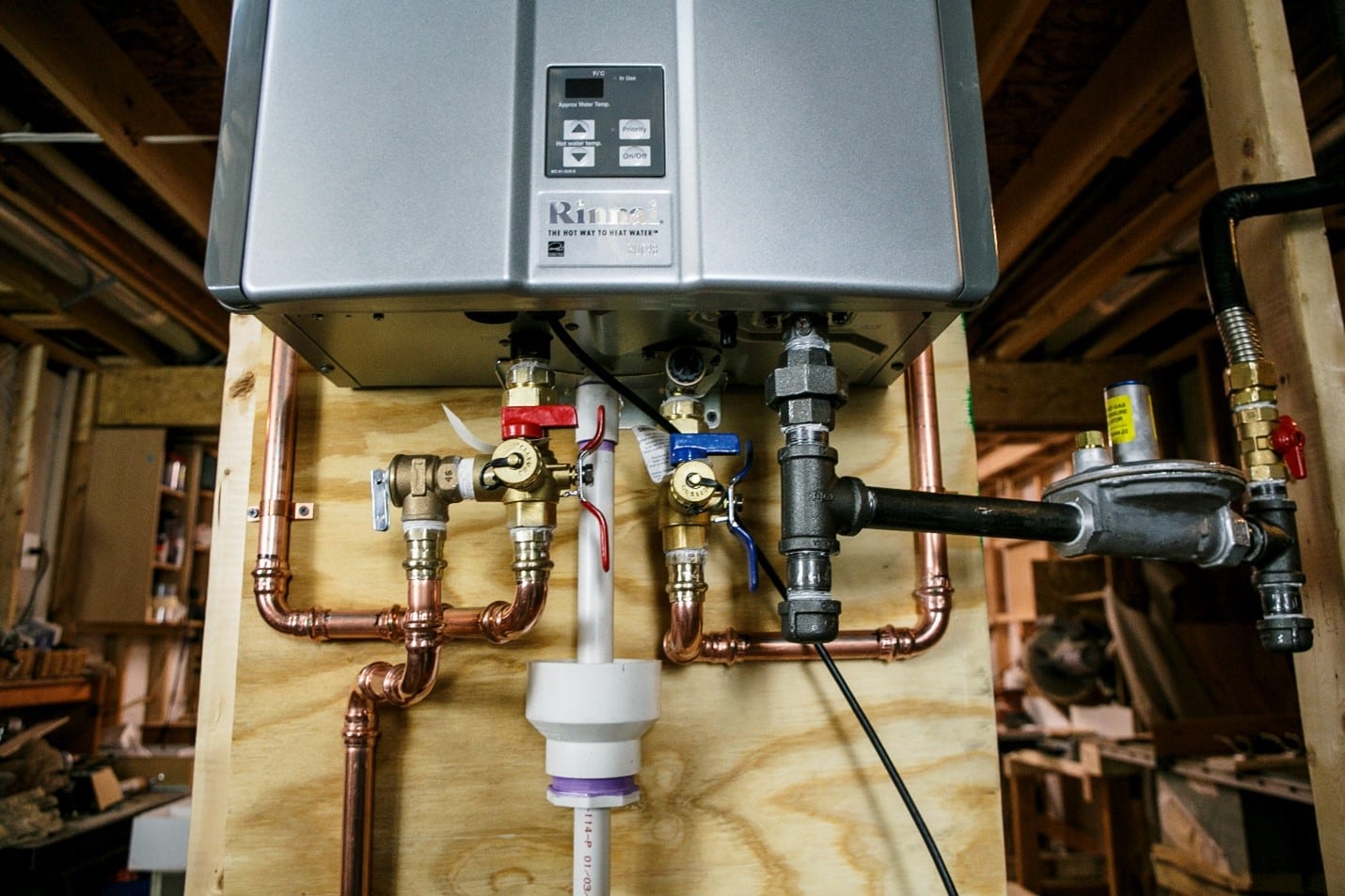 6 Tips on Choosing the Best Tankless Water Heater for Yourself