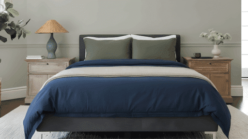 standard vs queen pillow