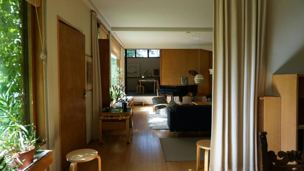 Smart Choices for a Secure and Efficient Home