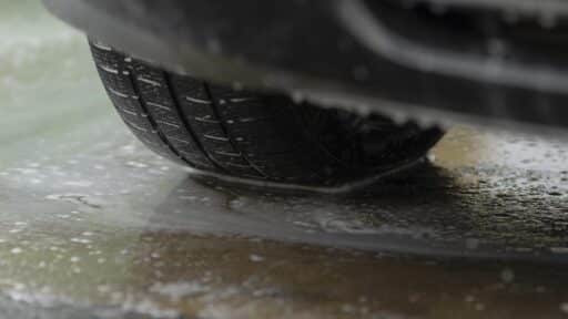 Garage Flooring Safety Features You Shouldn’t Ignore