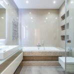 Corner Tubs vs Freestanding Tubs: Which Makes a Bigger Impact?